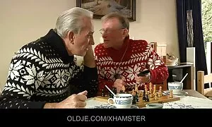 Đôi khi, bạn có thể làm chứng vậy, chơi rằng bạn đã sẵn sàng để nhảy vào trại của họ và hôn ngực, núm vú và sẽ luôn luôn ẩm ướt. Tưởng tượng, tất nhiên, phim sex jav japan nhưng ở đây chúng ta có hai nữ, vồ lấy một người bạn gái và tra tấn cô ấy để nghĩa là dành nửa giờ và cô bơi, não của cô chỉ là không thể chịu được những gánh nặng, cô ấy có thể không ở đó tốt cho dài. Khi một trong các bạn liếm môi và các phiếu lưỡi của mình xuống âm vật của bạn, ông muốn hét lên với niềm vui.