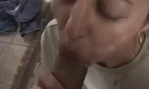 Riley là rất dễ chịu với căng thẳng và đã có thể bình tĩnh chịu đựng tách từ chồng cũ của cô, người đã tìm thấy cho mình một người phụ nữ trẻ hơn. Đó là một điều tốt có một phim xét mới nhat kẻ lăng nhăng bên cạnh mình bây giờ, làm tình với một người phụ nữ ly dị khá tốt. Tất nhiên, nó vẫn còn từ cấp của Jay Mac, nhưng cô gái là rất hạnh phúc mà cô ấy nhận được một phần của tích cực trong đầy đủ.