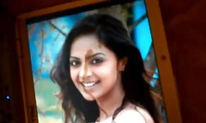 Này quyến rũ, nóng và giao cô gái trực tiếp từ cộng Hòa séc, quyết định rửa trong nhà sex nổi tiếng nhật bản tắm, nhưng cô ấy không làm nó trong một cách không thể tưởng tượng rằng mình trần truồng titandras và cạo lông mu hỏi cho gà và kiêm. Nhưng cô gái là tốt mà không có anh ta, bởi vì đôi khi nước phun có thể trở thành người tốt nhất, con trai của một bitch!