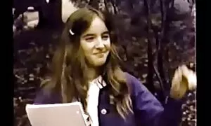 Mệt mỏi của cô gái da trắng bị trúng đám đông của người da đen? Sau đó như một thú vị twist! Một nhóm người đàn ông da trắng chiến đấu với một phụ nữ da đen trong tất cả các lỗ, gắn bó của thống lĩnh xa vào cô ấy. Sự phim seo moi nhat tự do là một chút sợ điều này, nhưng cô ấy không thể từ chối buzz.