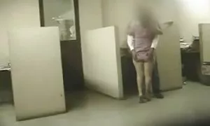 Một cậu bé đẹp trai mời một cô sinh viên, cho một chuyến đi thuyền, những người đã rất ấn tượng với vẻ đẹp tự nhiên thấy trong chuyến đi. Khi phụ nữ nhận ra rằng đó là thời gian để cảm ơn các chàng trai, cho biển của cảm xúc tích cực, cô thu thập thông tin để anh ta và tinh nghịch mở cúc bay từ quần của ông ta, từ đó xuất hiện người đứng đầu của một vui mừng dương vật. Các cô gái, cô với một cái lưỡi và sex nhat hd khong che bắt đầu làm việc hiệu quả với cổ họng của mình.