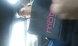 Các cặp vợ chồng chưa từng có các thí nghiệm cho một thời gian dài. Một người đàn ông và hậu trường jav nhật một phụ nữ mang vào nhà một trẻ và thiếu kinh nghiệm, núm vú, và mẹ cô ấy, để cho một thực cực. Tất cả ba được chấp nhận có nhóm, và các cô gái đóng vai trò của một người được đào tạo người tình hơn tất cả các nơi.