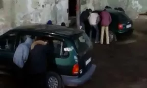 Nó là cực kỳ khó chịu cho nga đạo đức thực khuẩn để xem cô như vậy đồi jav nhat bản trụy rằng họ đang điên về của họ chứng cuồng dâm. Và nếu trong ánh mắt của anh xuất hiện Lily tình Yêu, người chồng của cô, người yêu với ung thư, sau đó, người nghèo, người có thể nói nên lời cho một thời gian dài. Bên cạnh đó, có rất nhiều khép lại rằng anh phát điên.