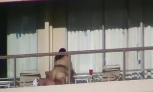 Sau 15 năm hôn nhân hoàn hảo, người đàn ông đã bắt đầu thấy chán và bị hút vào một trẻ. Rất khéo léo táo bạo này đẹp Jennifer Jane ôm một người đàn ông gương mẫu và một nữ, người yêu, người yêu cầu tải phim sex nhật bản ông ấy ly dị cô ấy càng sớm càng tốt. Tôi tự hỏi, nếu Kent sẽ lắng nghe, bạn hay muốn sống một cuộc sống hai mặt.