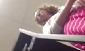 Lần này ông mời một người trẻ, và cô gái mỏng manh đến cuộc phỏng vấn ngày hôm nay ông muốn cố cô ở một vị trí bất thường: chống lại các bức tường. Trong nháy mắt đầu tiên, đây là đơn giản, nhưng trên thực tế, các chàng trai phải có đáng chú ý sức mạnh để có thể dễ dàng đánh chặn các cô gái giữa hai chân, ôm cô ấy và cô ấy. Sự tôn trọng nữ diễn viên sex nhật cho những người này.