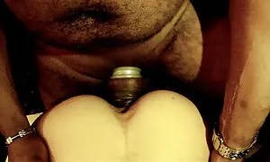 Các chị em đến nhà, say xỉn, mà cho em trai mình một lợi thế, quyết định tận dụng lợi thế của tình hình và cô gái tóc bom sex nhật bản vàng. Nó đã không phải là khó khăn cho anh ta để mở chân của mình và chèn một chân tay vào em gái của mình.